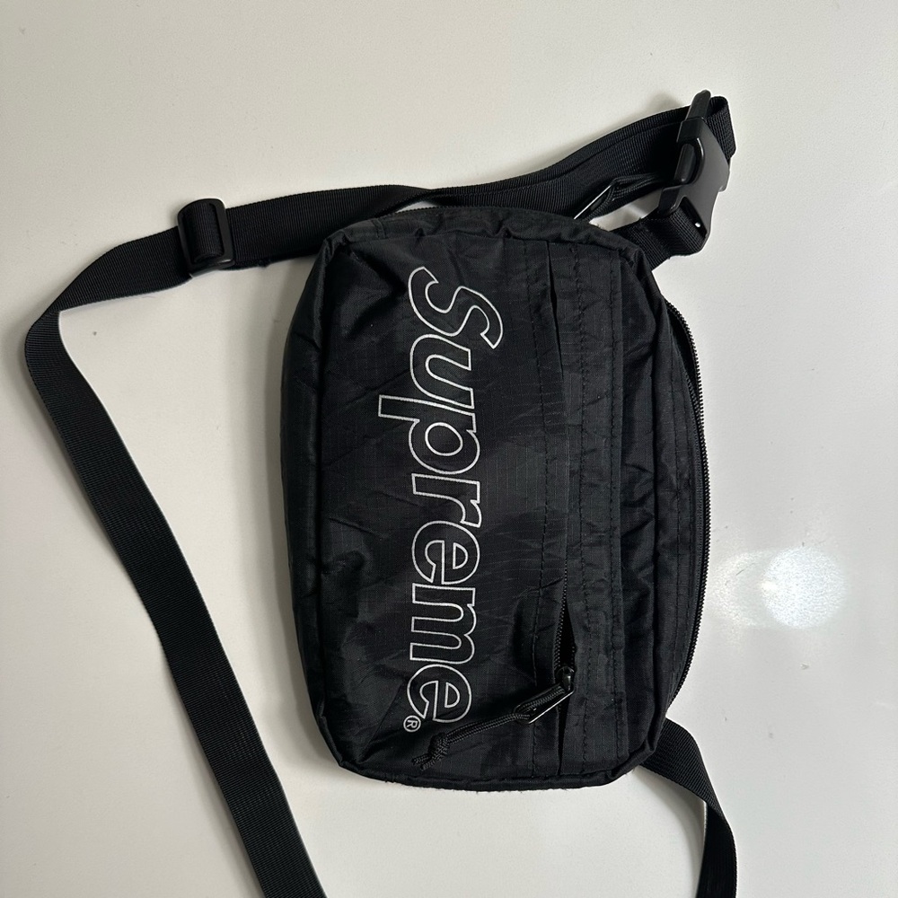supreme shoulder bag FW18